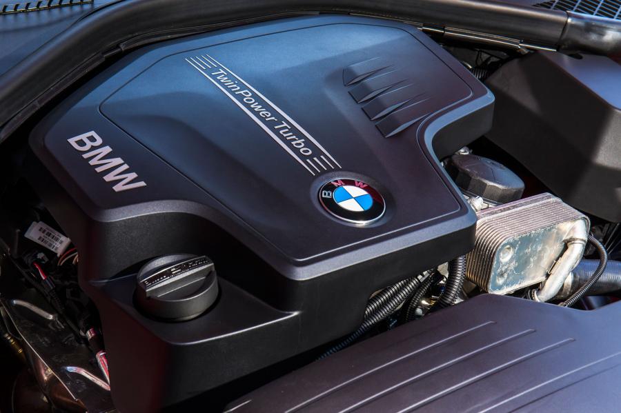  BMW 228i Convertible Sport Line 2015 года  (AU) (фото 12 из 13)